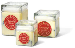Honey and daffodils as subtle as a butterfly's kiss.