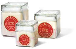 A zesty citrus grove gently laced with French vanilla.